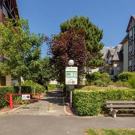 Апартаменты Le Clos Mathilde-21 By Interhome