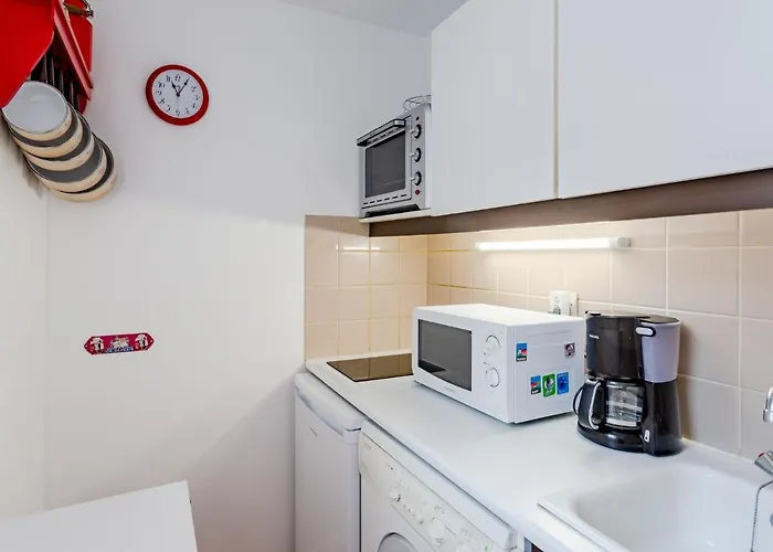 Le Clos Mathilde-21 By Interhome